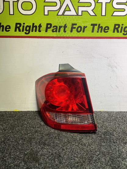 2010 Dodge Journey - Left Taillight