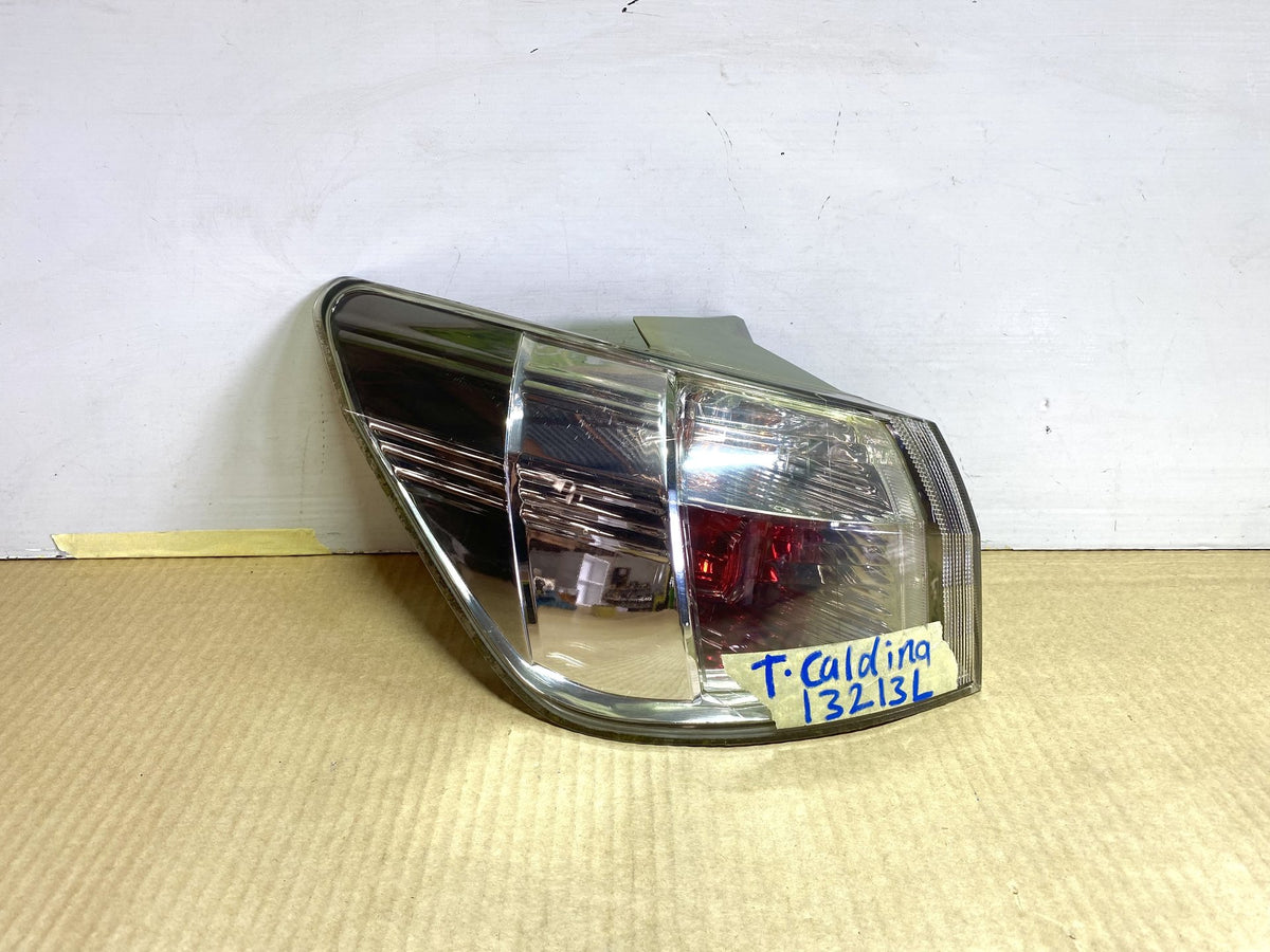 2002-2007 Used Toyota Caldina - Left Taillight PN: ICHIKOH 21-68