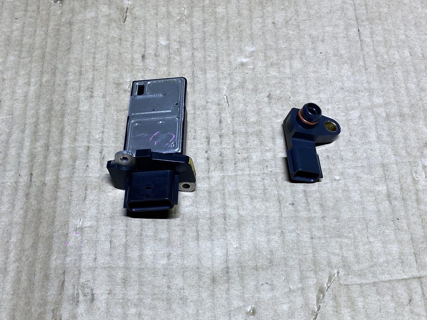 2014 Nissan Serena HFC26 - Air Flow Sensor