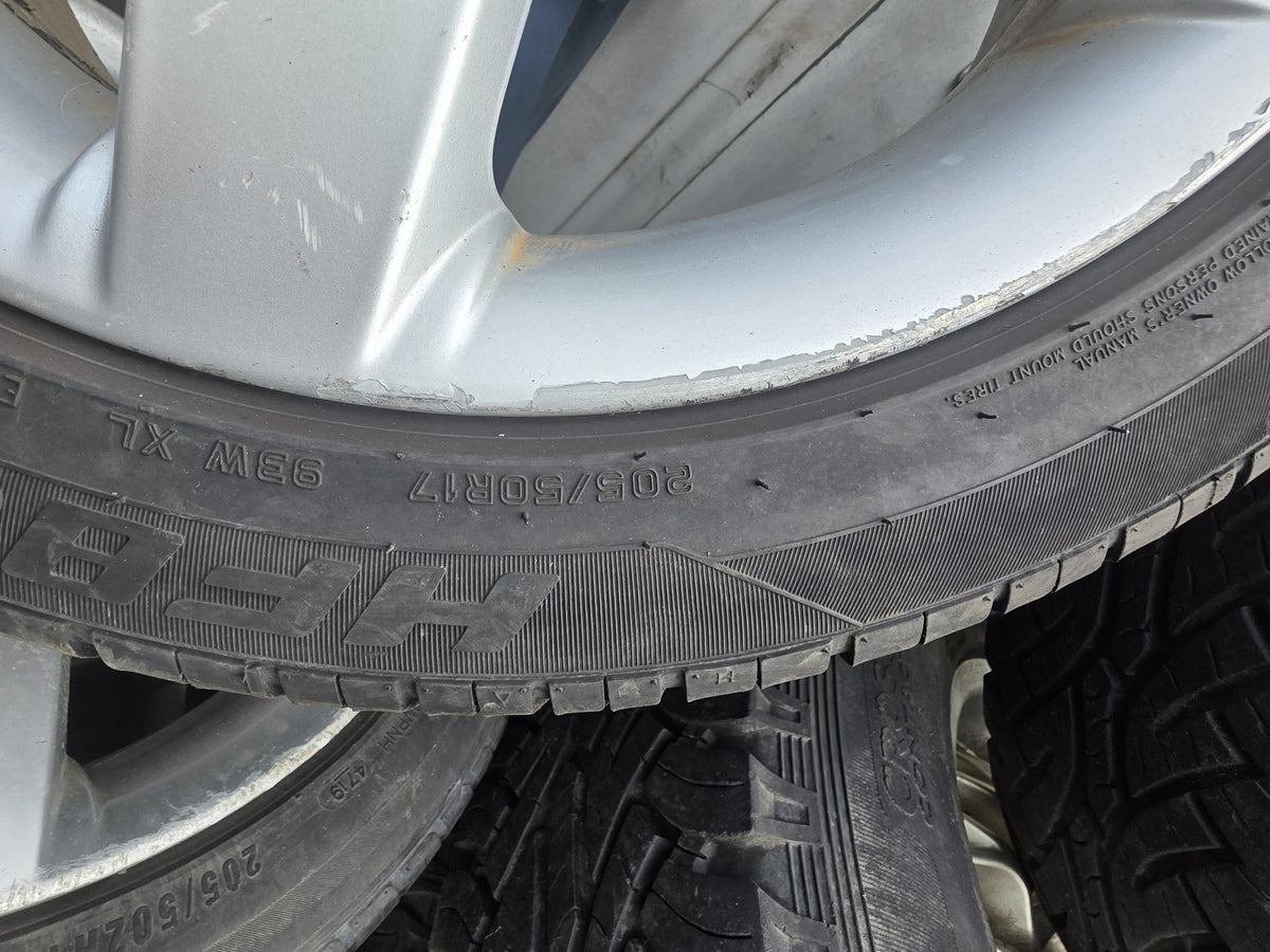Volvo - Mag Wheel Set PN: Stud Pattern 5X108/ Wheel Size 17x7JJ/ Offset 52.5