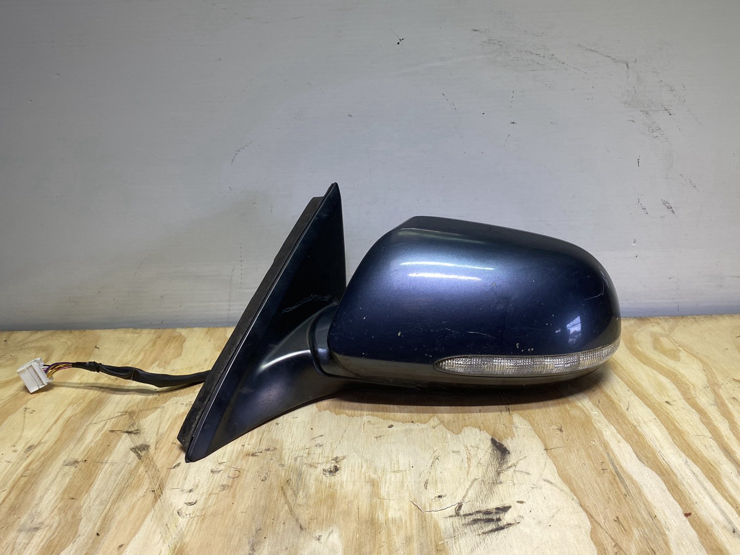 2004 Honda Accord - Left Door Mirror PN: 7 wires