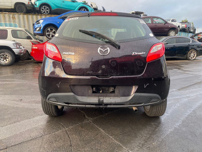 2010 Mazda Demio DE3FS  Dismantling For Parts