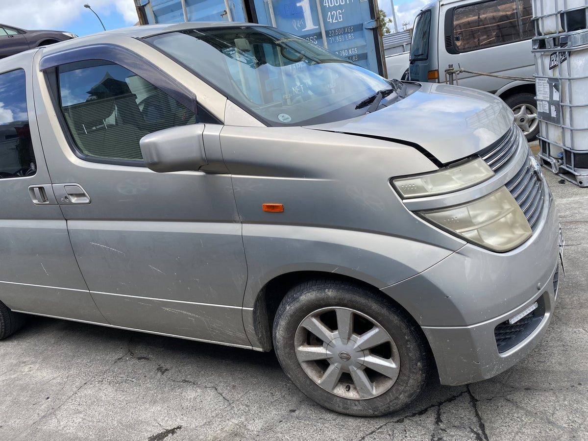 2004 Nissan Elgrand Highway Star E51 Dismantling For Parts