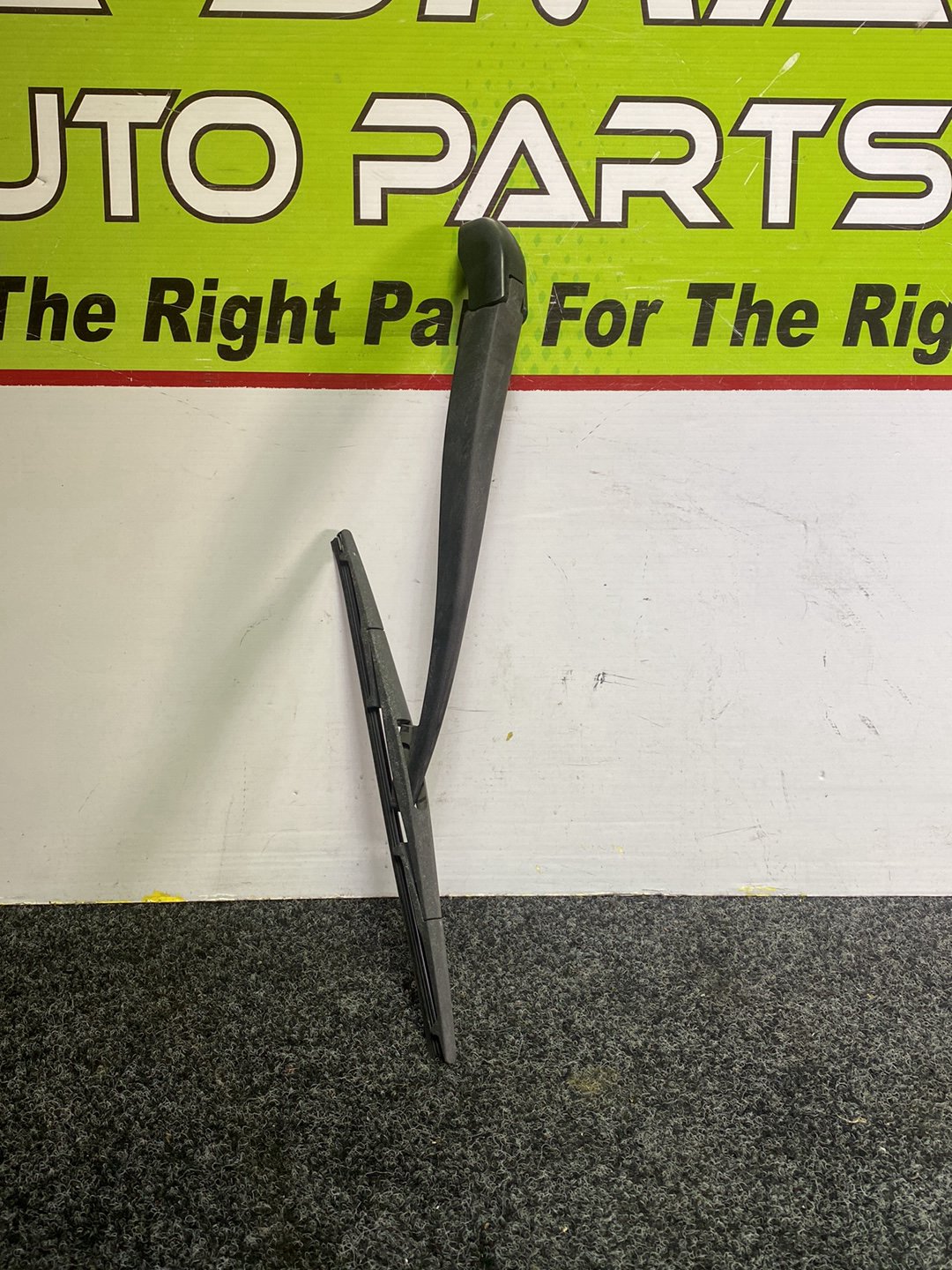 2010 Mazda Demio - Rear Wiper Arm