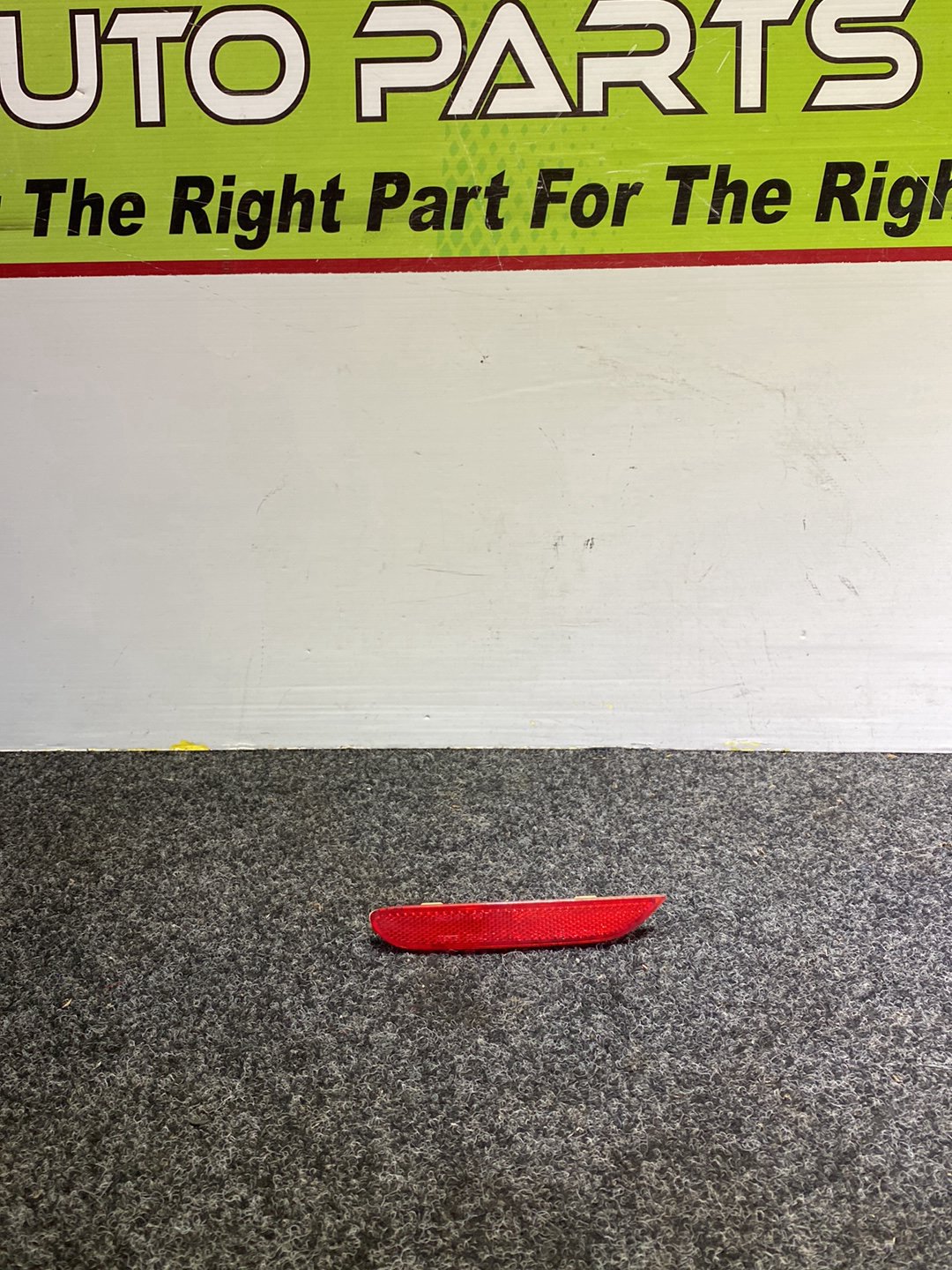 2007 Nissan Dualis - Left Rear Bumper Reflector PN: KOITO 33-14207L