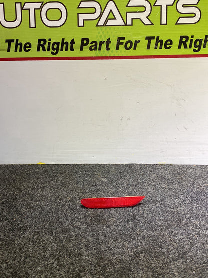2007 Nissan Dualis - Left Rear Bumper Reflector PN: KOITO 33-14207L