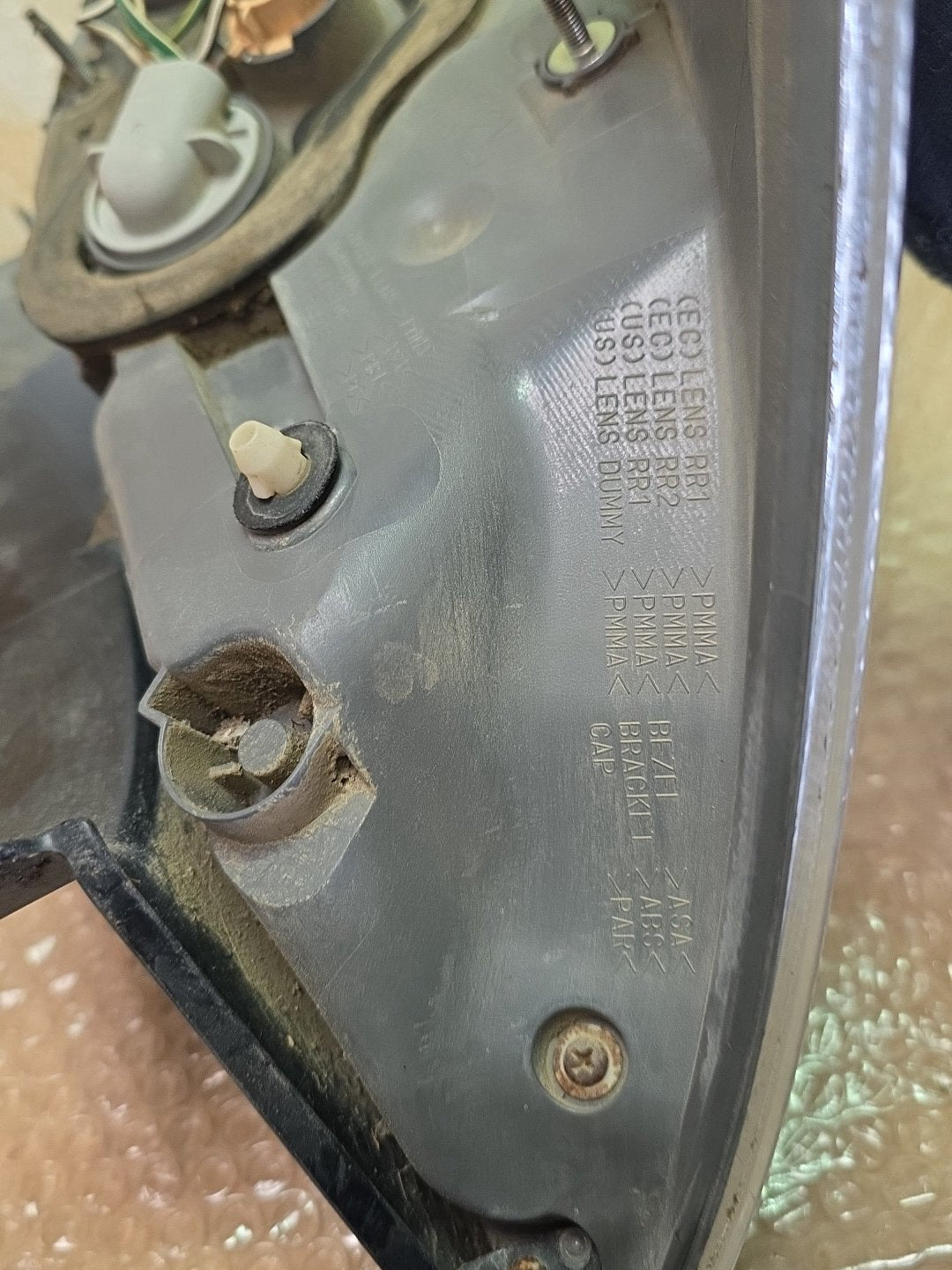 2009 Toyota Prius - Right Taillight PN: 8155147121