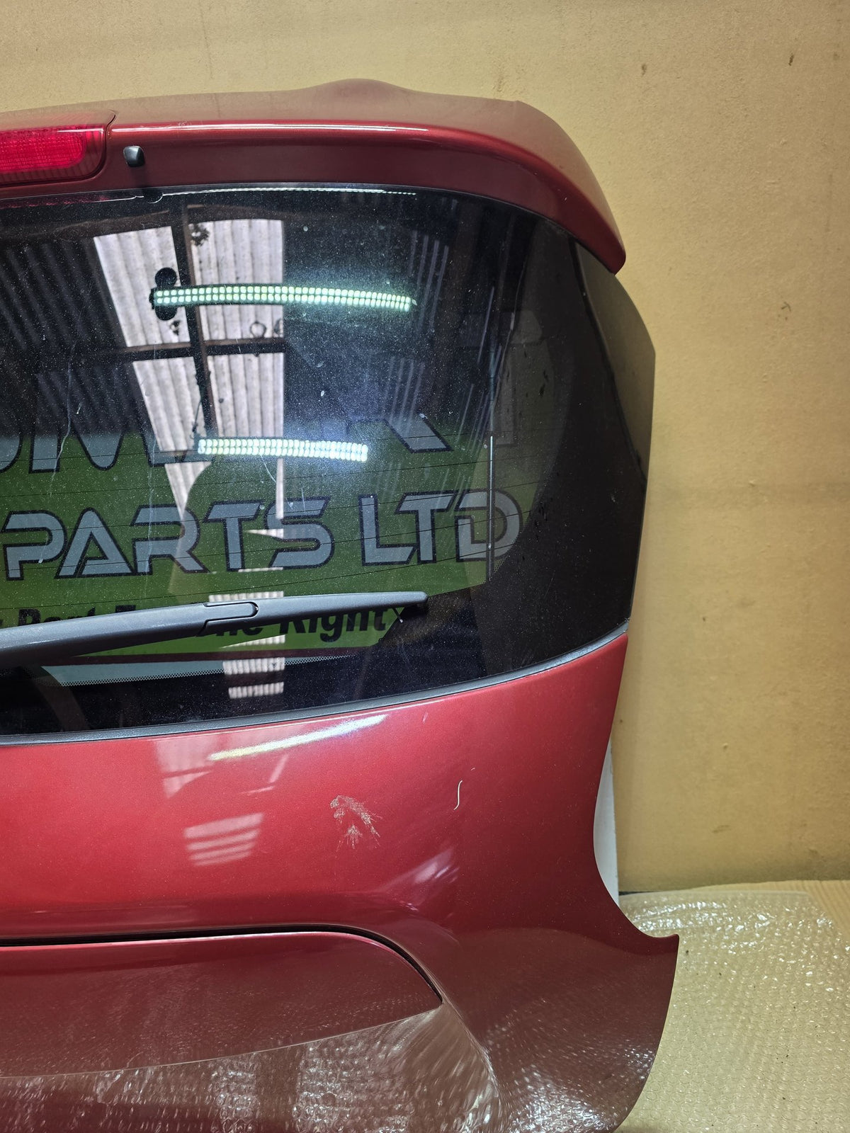 2016 Nissan Juke - Tailgate PN: