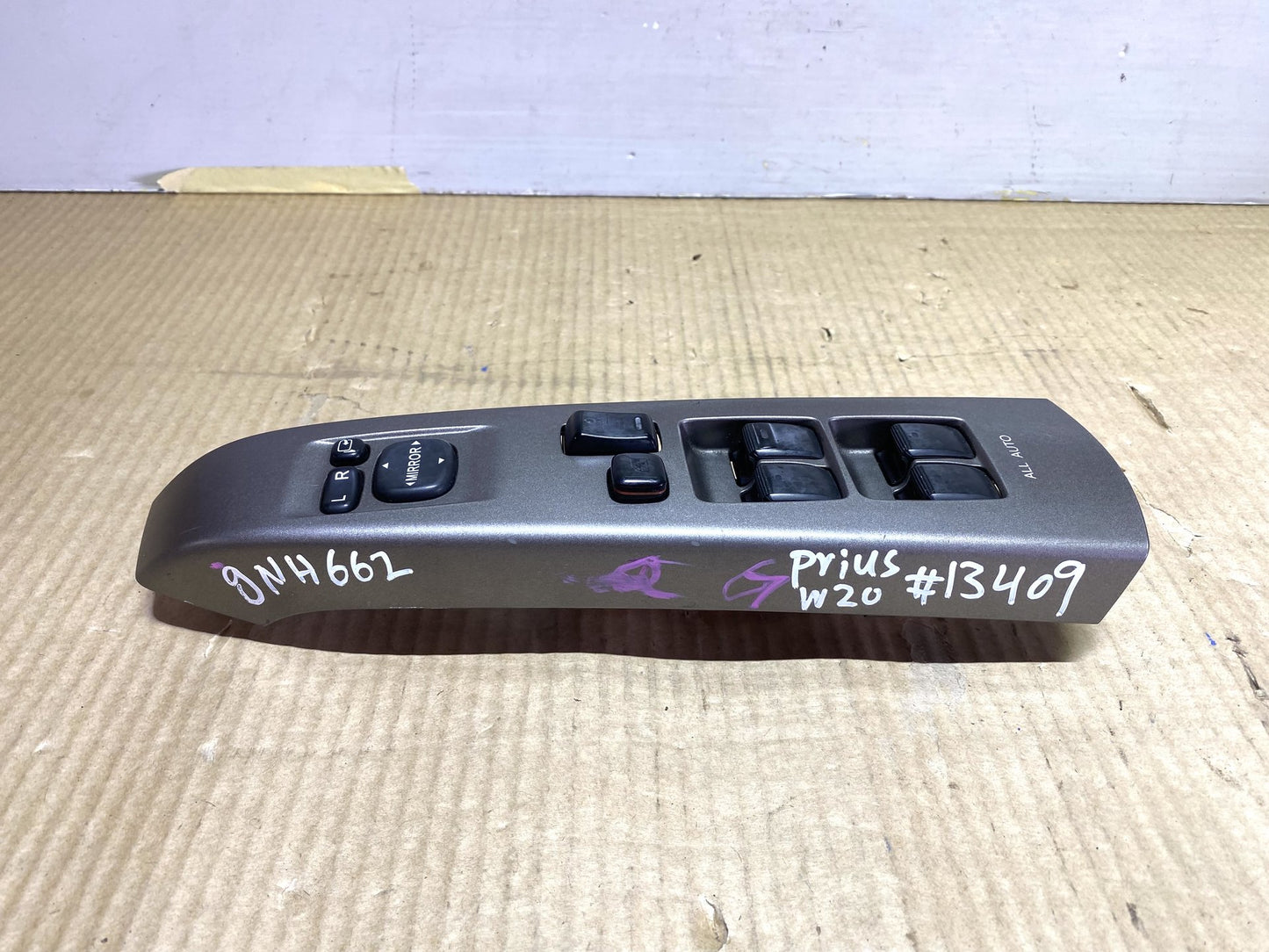 2009 Used Toyota Prius NHW20- Master Power Window Switch PN: 84040-47061