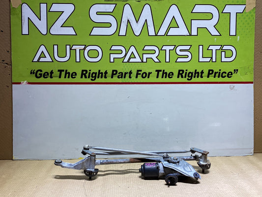 2007 Subaru Impreza GGC - Wiper Linkage PN: wiper motor