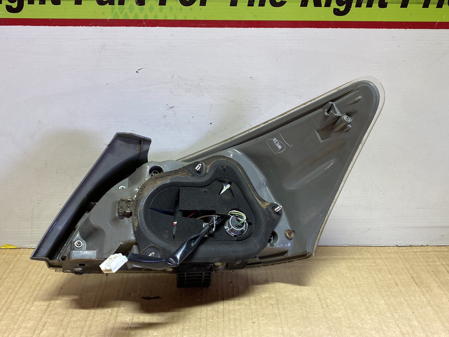 2007 Used Toyota Mark X ANA10 - Left Taillight PN: STANLEY 72-4
