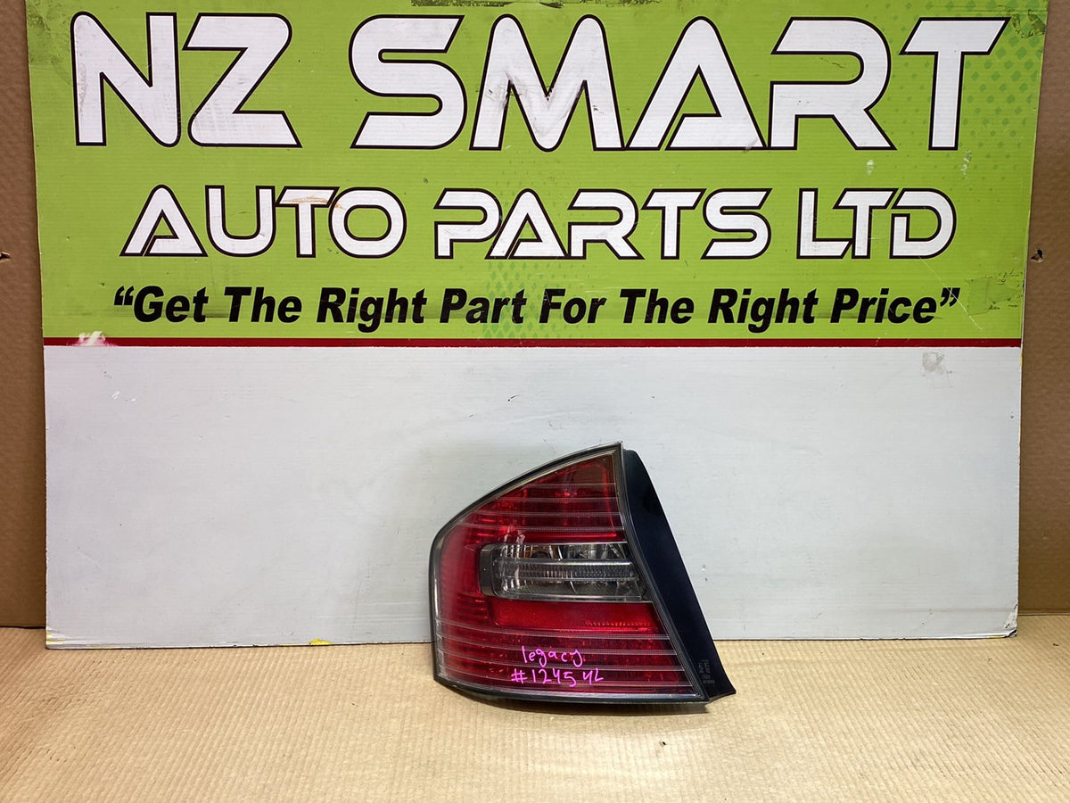 2006 Subaru Legacy BL5 - Left Taillight PN: Koito 220-20806
