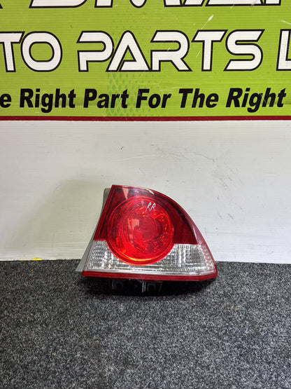 2005 Honda Civic - Right Taillight PN: STANLEY P5375R