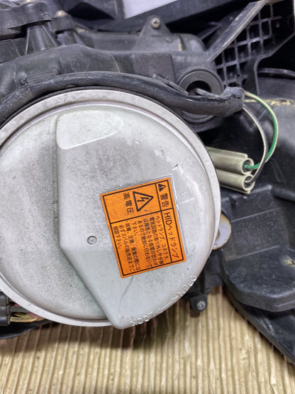 2007 Subaru Legacy- Left Headlight PN: see photos