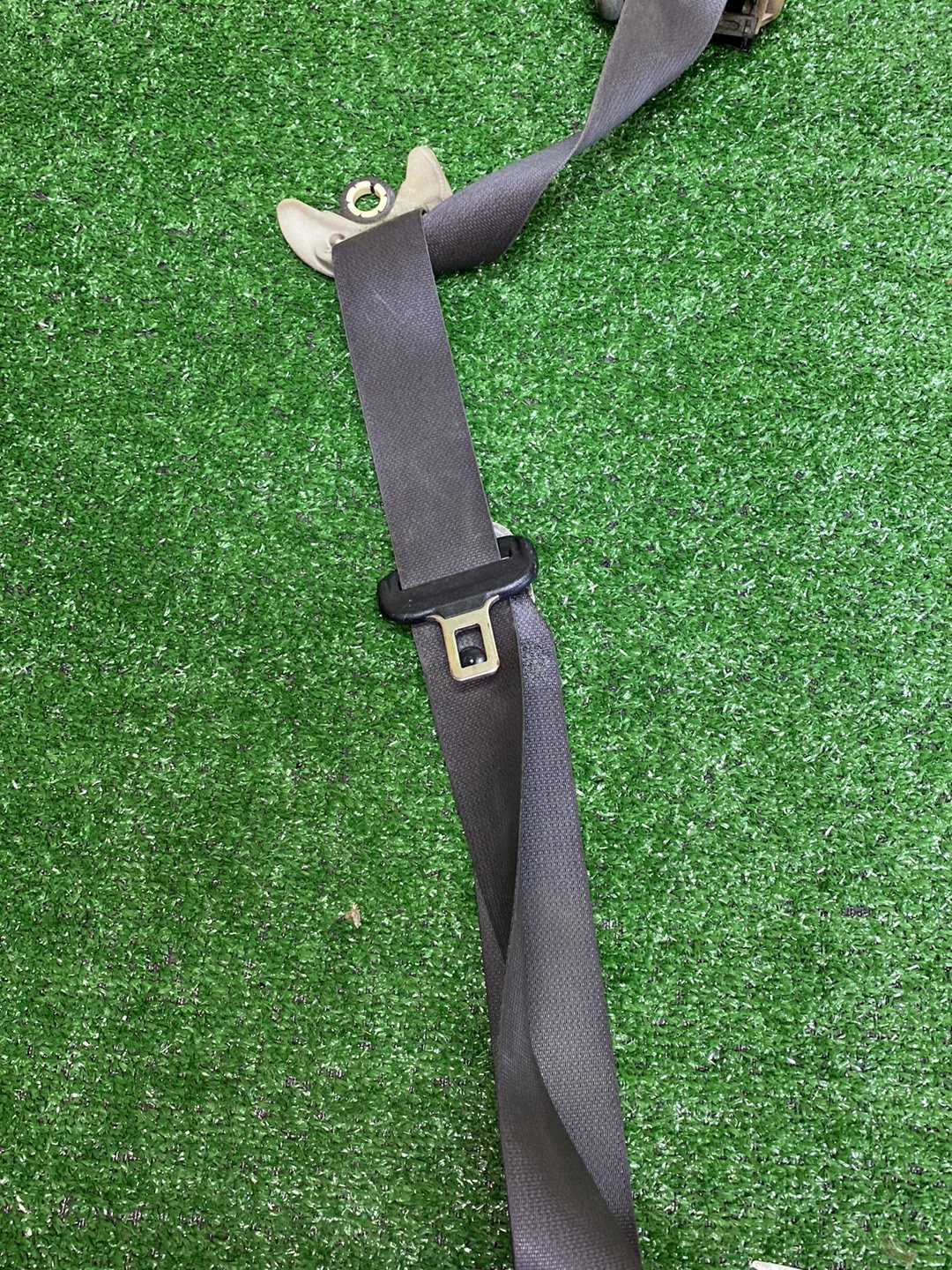 2002 Used Toyota Caldina - Right Front Seat Belt PN: 7321021130C1