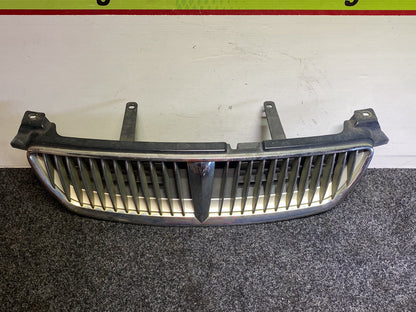 2002 Nissan Pulsar - Upper Bumper Grille PN: 62310 8M400
