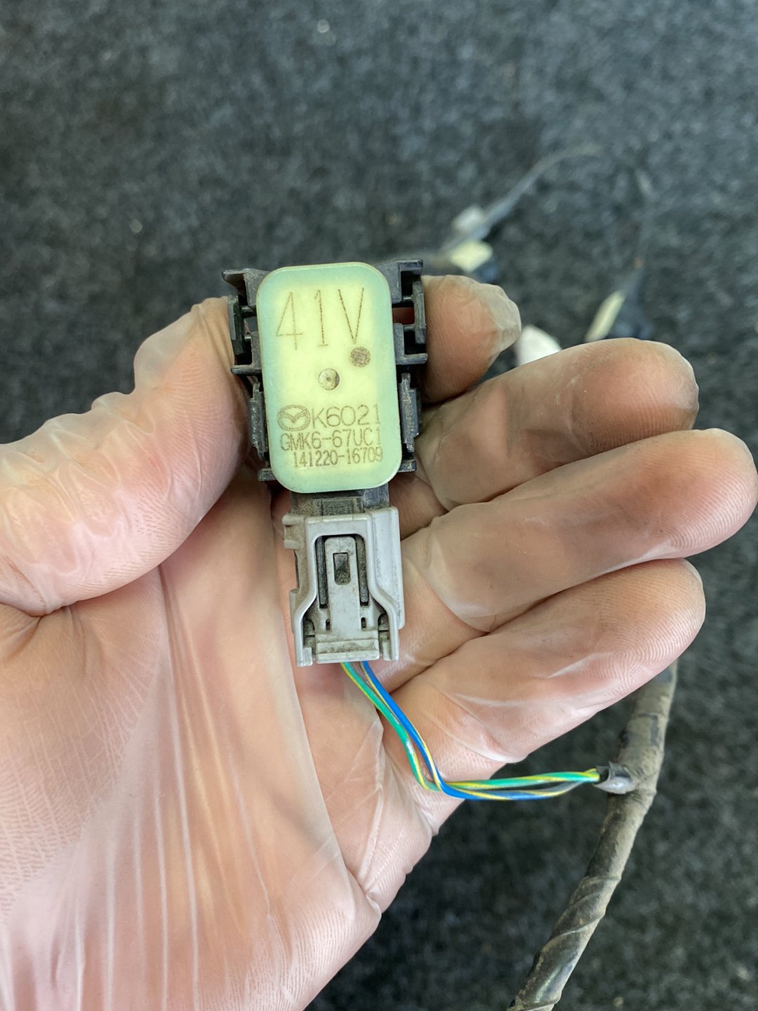 2015 Mazda CX-5 KE2AW - Rear Bumper Proximity Sensor