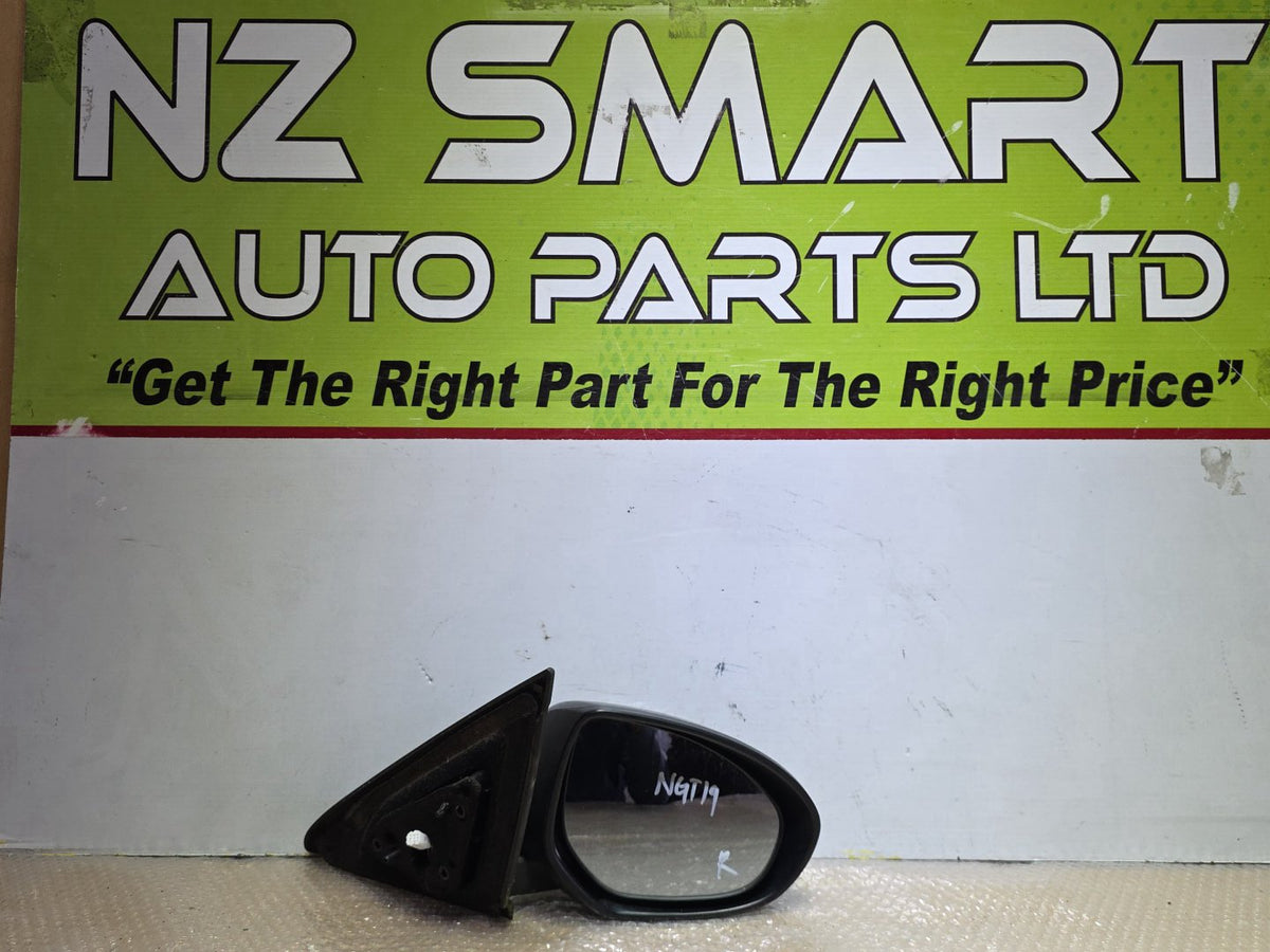 2011 Mazda Axela - Right Door Mirror PN: 5 wires
