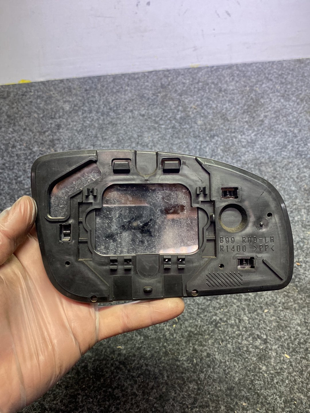 2007 Nissan Fuga - Left Door Mirror Glass