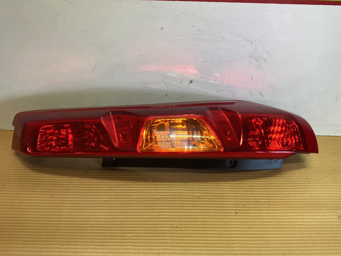 2009 Nissan X-Trail- Right Taillight PN: