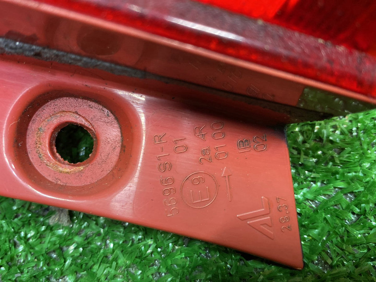 2008 Suzuki Swift - Left Taillight PN: 3567073K00