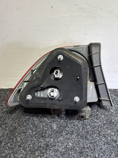 2005 Honda Civic - Right Taillight PN: STANLEY P5375R