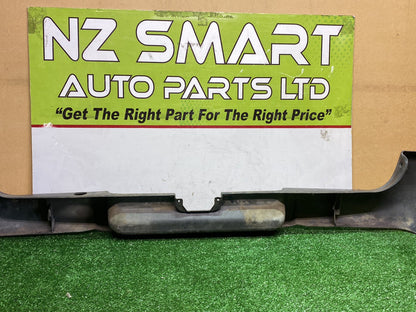 1990 Used Toyota Hiace RZH102-8000415 - Rear Bumper PN: 5215995J23