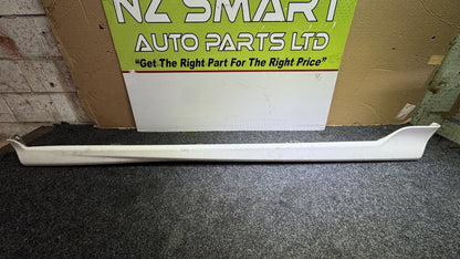 2001 Toyota Altezza GXE10- Left Side Skirt PN: