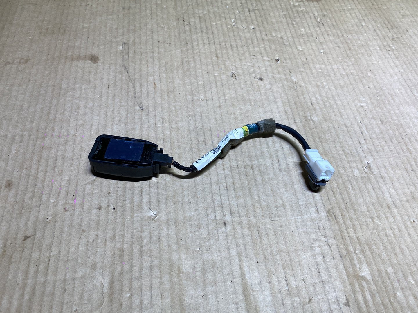2013 Mazda CX-5 KE2AW - Windscreen Rain Sensor