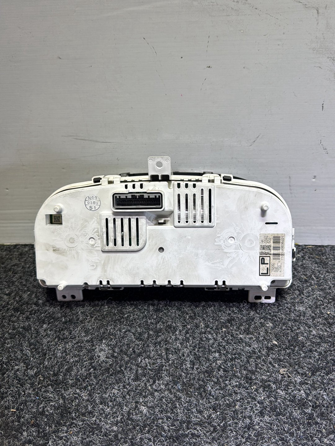2005 Honda Civic - Instrument Cluster