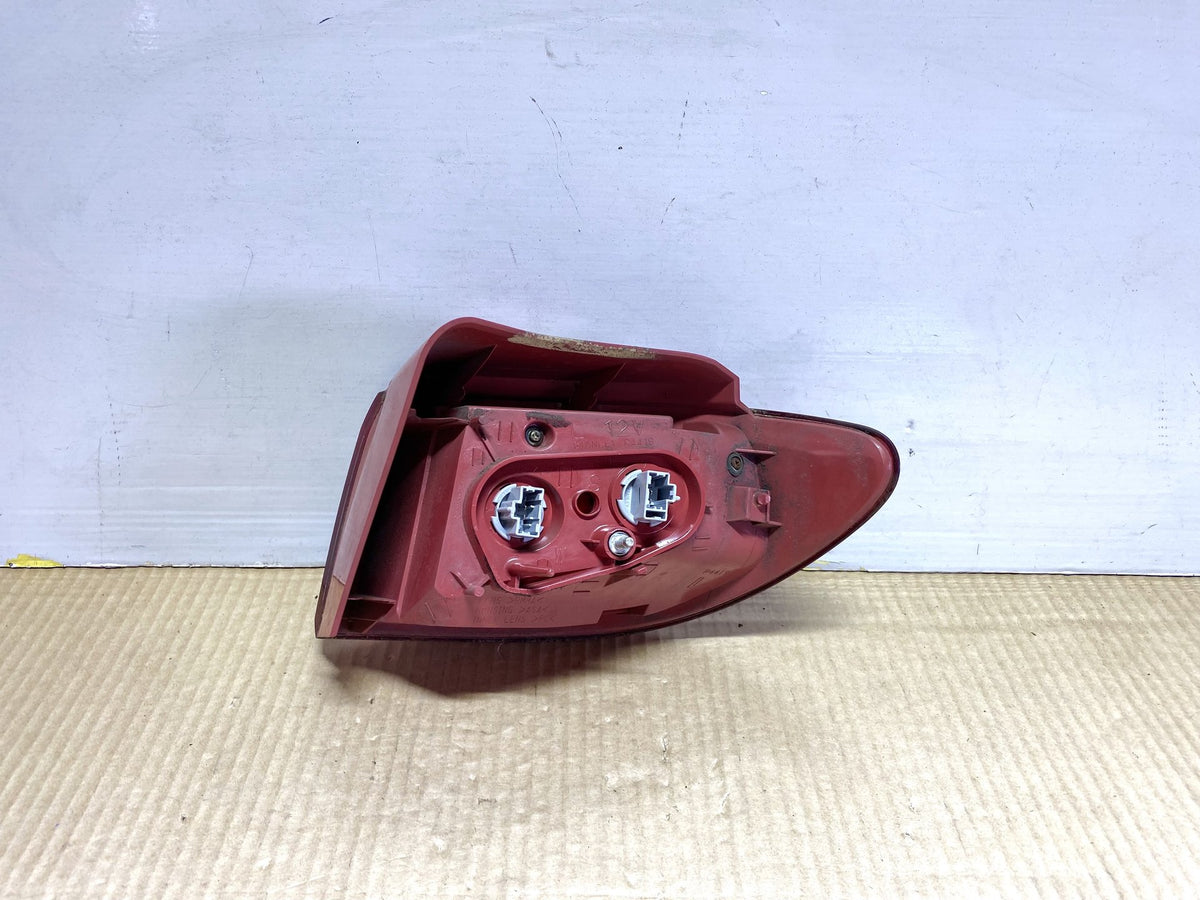2007 Mazda Demio DY - Left Taillight PN: STANLEY P4419