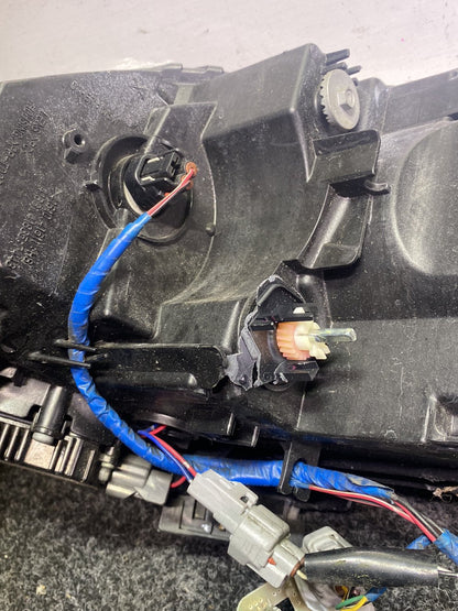 2010 Mazda Axela- Right Headlight PN: