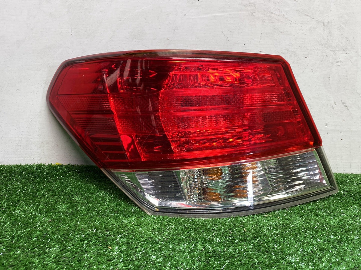 2011 Subaru Legacy - Left Taillight PN: KOITO 58-5/ 220-20068