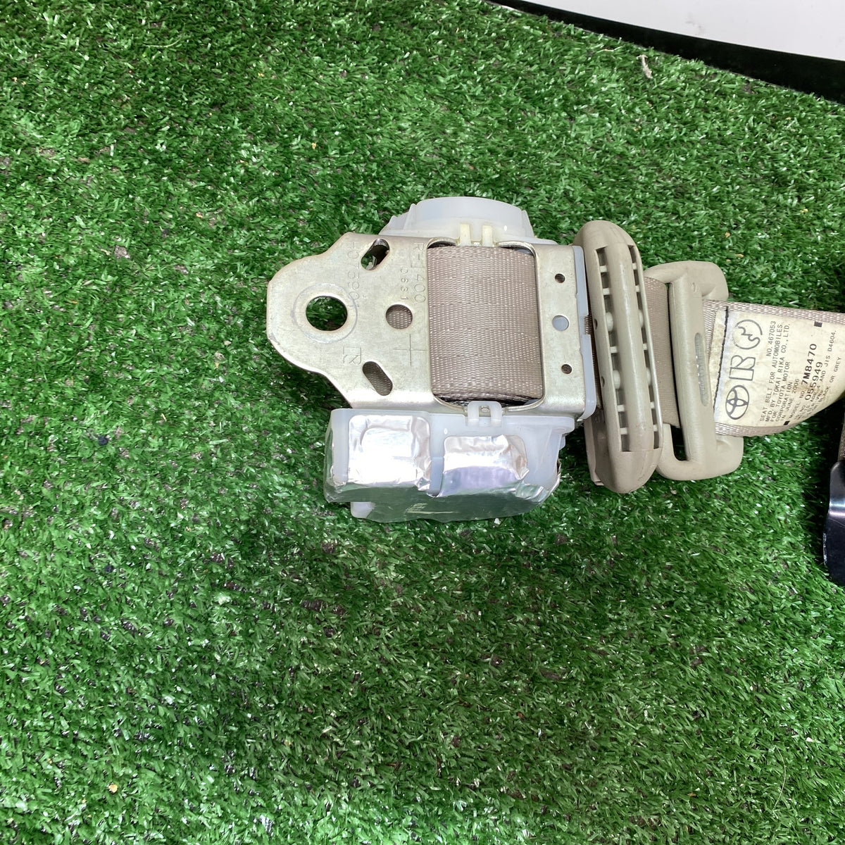 2006 Used Toyota Estima - Left Rear Seat Belt PN: See photos