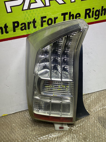 2010 Toyota Prius- Left Taillight PN: 8156047122