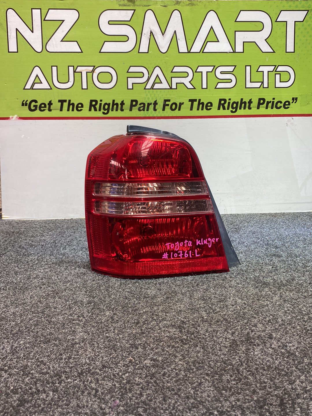 2001 Toyota Kluger - Left Taillight PN: Koito 48-24