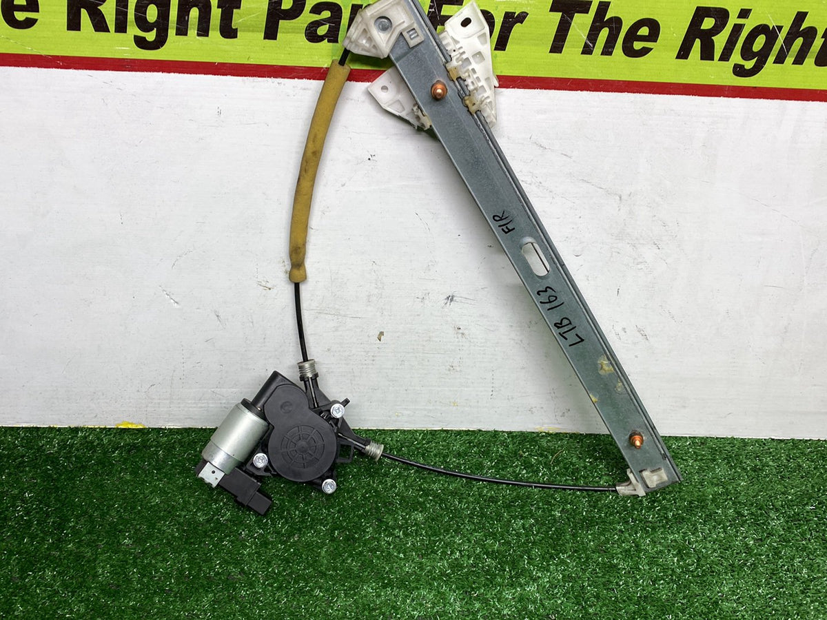 2007 Mazda Verisa - Right Front Window Regulator/Motor PN: GJ6A5958XF
