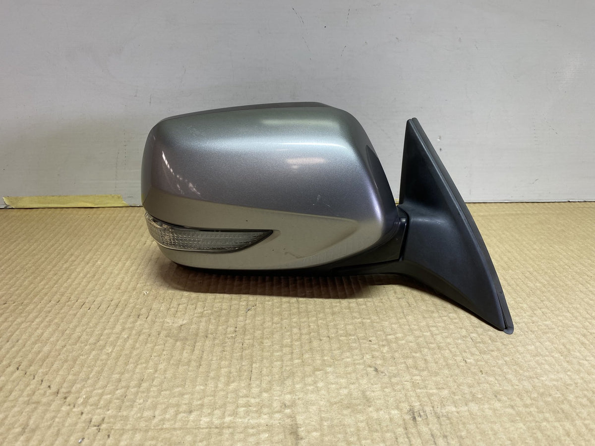 2010 Subaru Legacy BR9 - Right Door Mirror PN: 9 wires