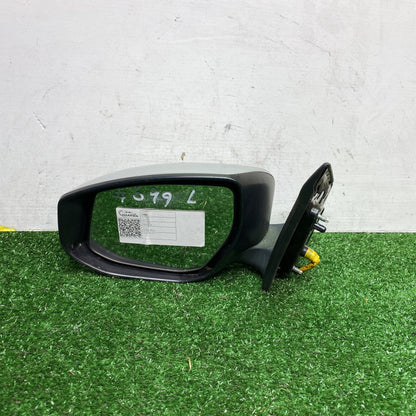2015 Nissan Pulsar - Left Door Mirror PN: 5 Wires