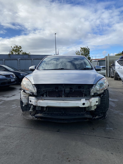 2011 Mazda Axela BLFFW  Dismantling For Parts