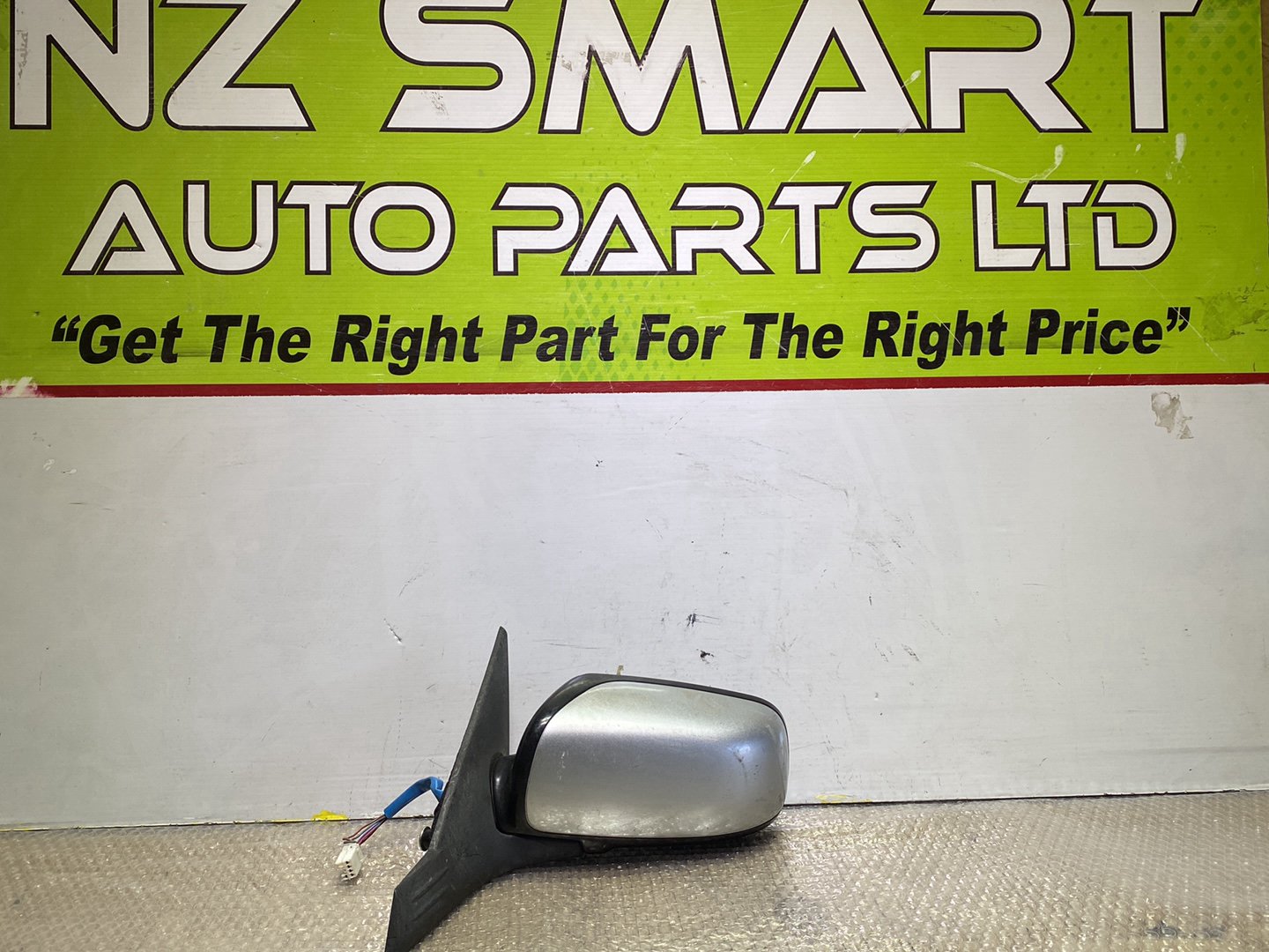2003 Subaru Impreza- Left Door Mirror PN: 5 wires