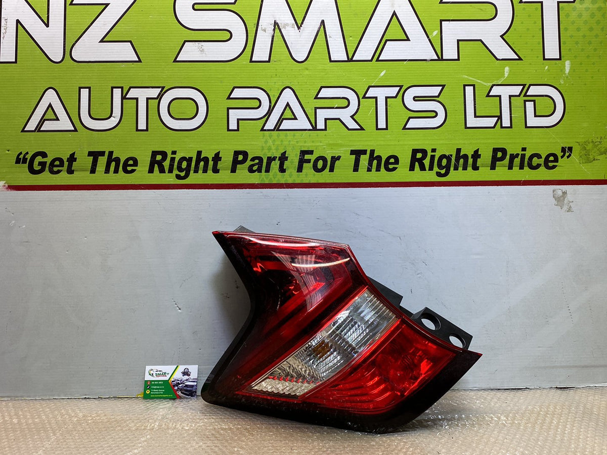 2013 Nissan Note - Left Taillight PN: D202