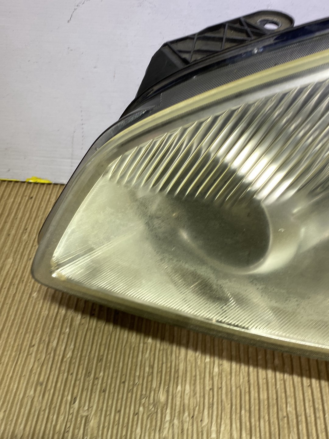 2008 Nissan Dualis KJ10- Left Headlight PN: see photos