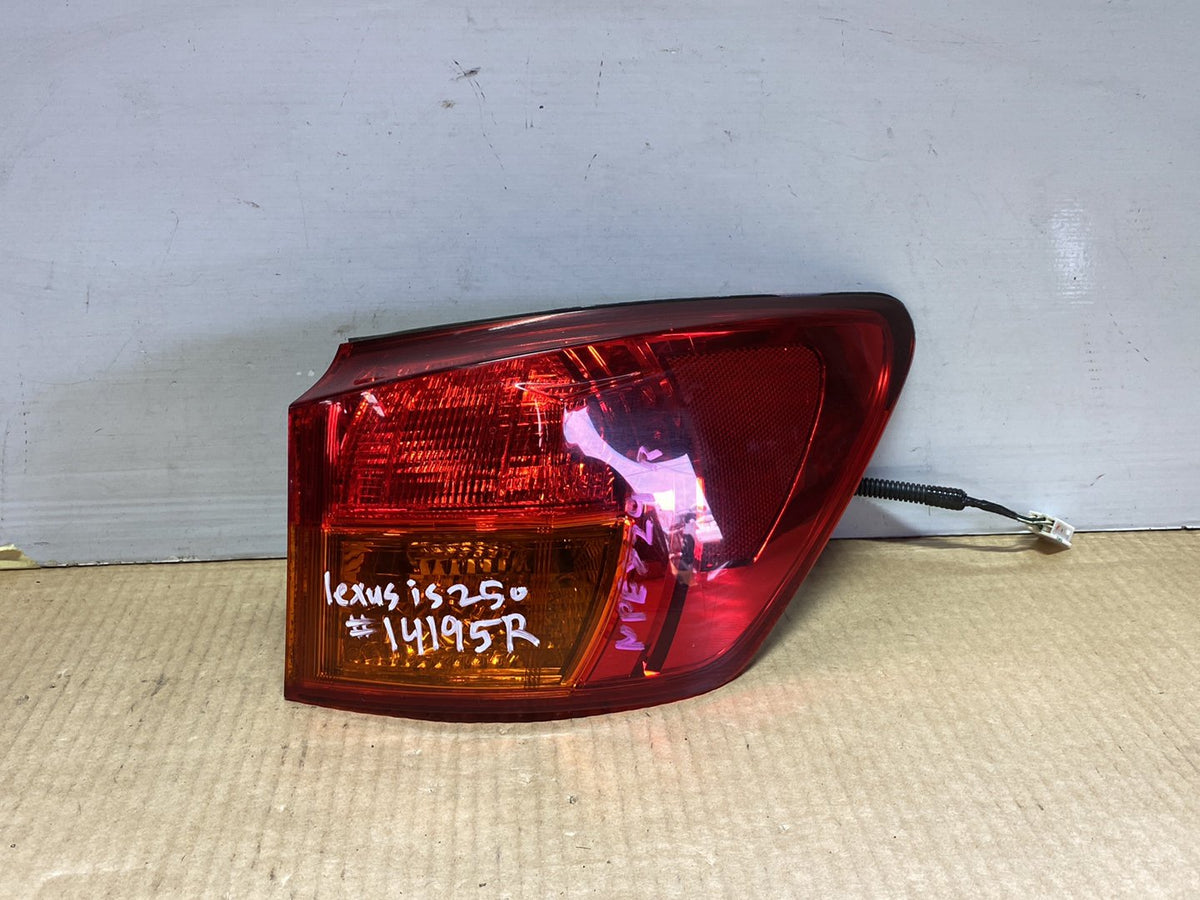 2006 Lexus IS250 GSE20 - Right Taillight PN: ICHIKOH 53-40