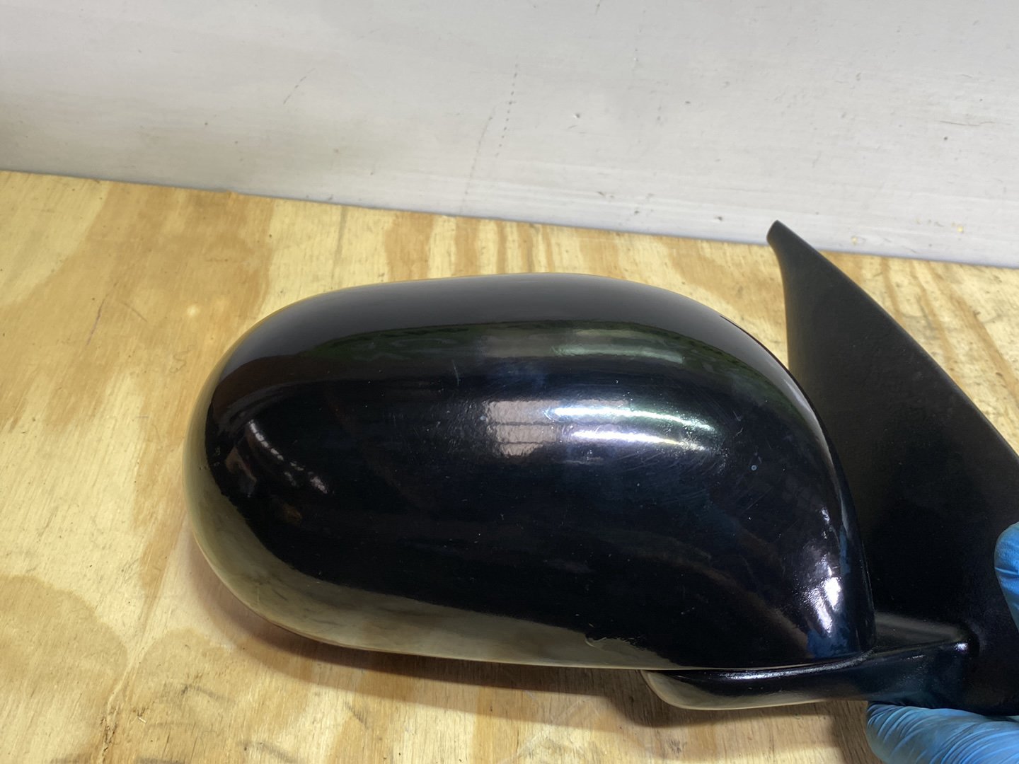 2007 Nissan March - Right Door Mirror PN: 5 wires