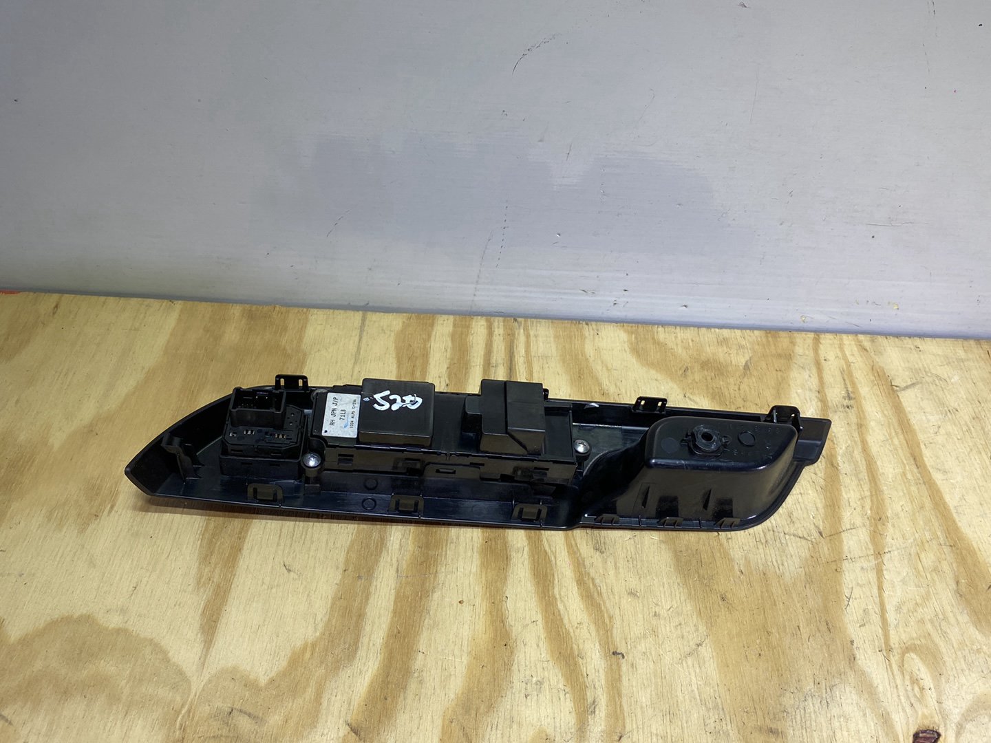 2014 Suzuki Swift ZC72S - Master Power Window Switch