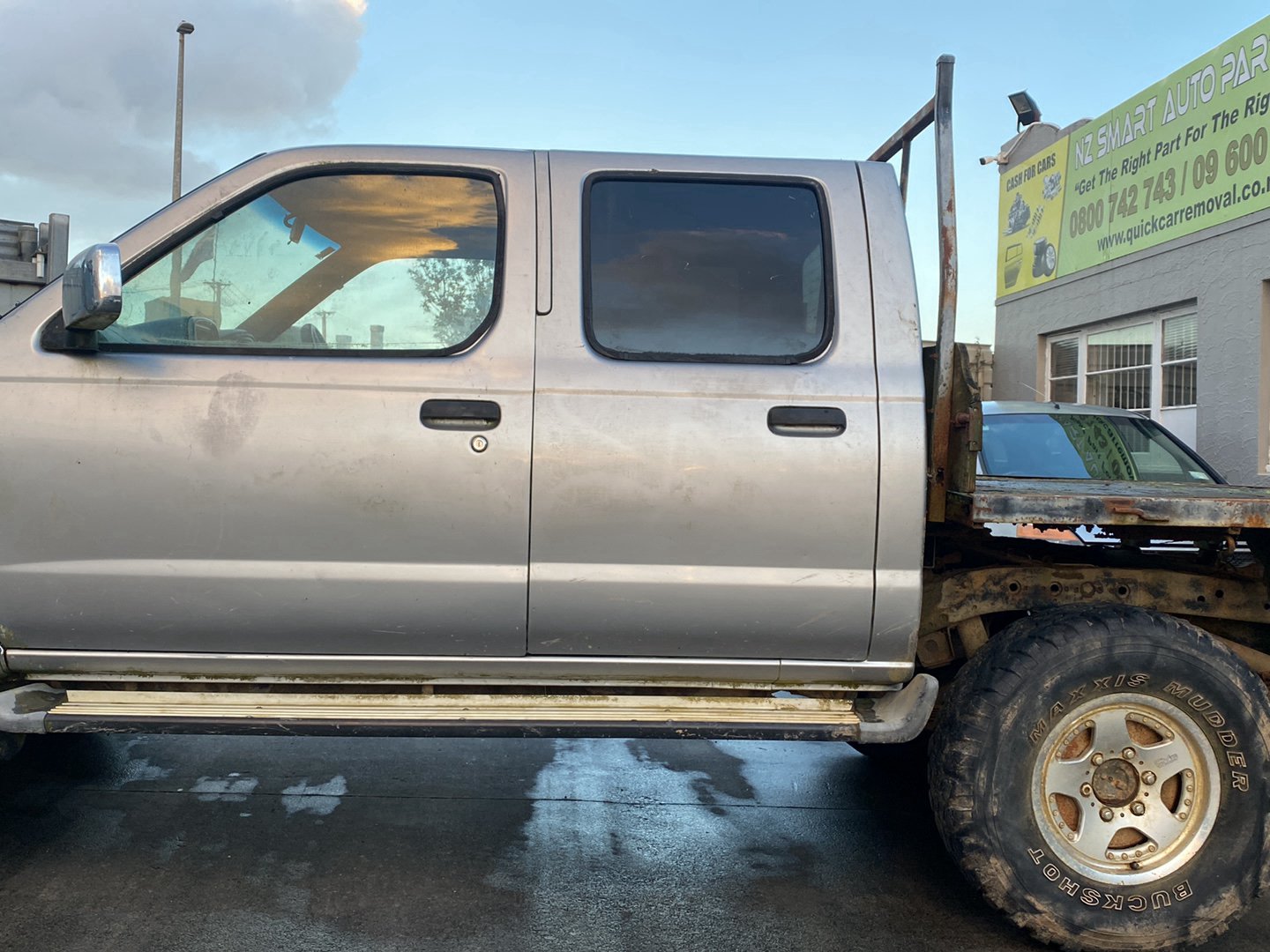 2004 Nissan NP300 Navara  Dismantling For Parts