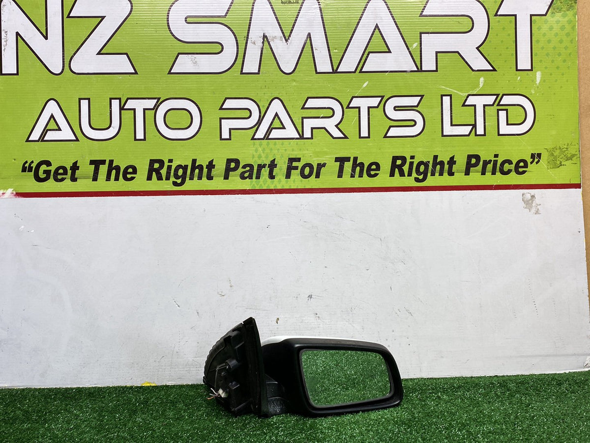 2004 Holden Commodore - Right Door Mirror PN: 3 wires