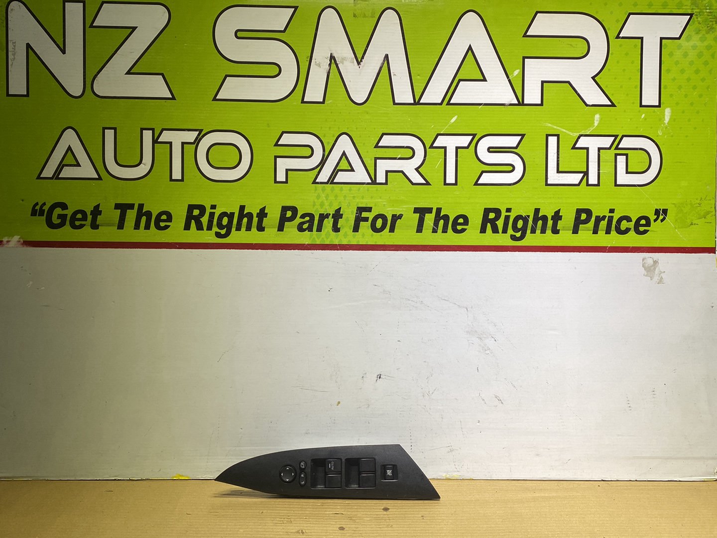 2007 Mazda Demio- Master Power Window Switch PN: