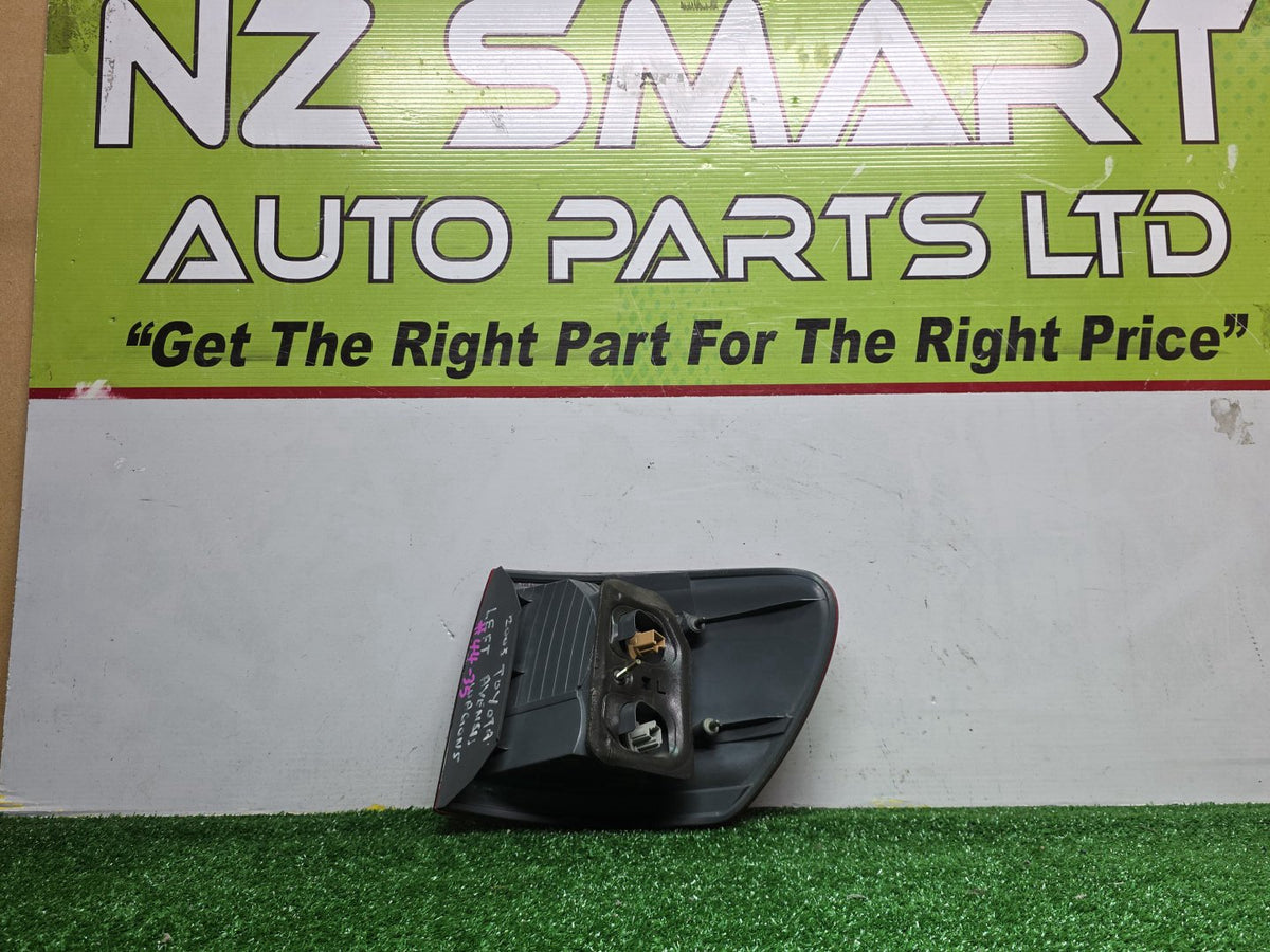 2003 Used Toyota Avensis - Left Taillight PN: 44-35